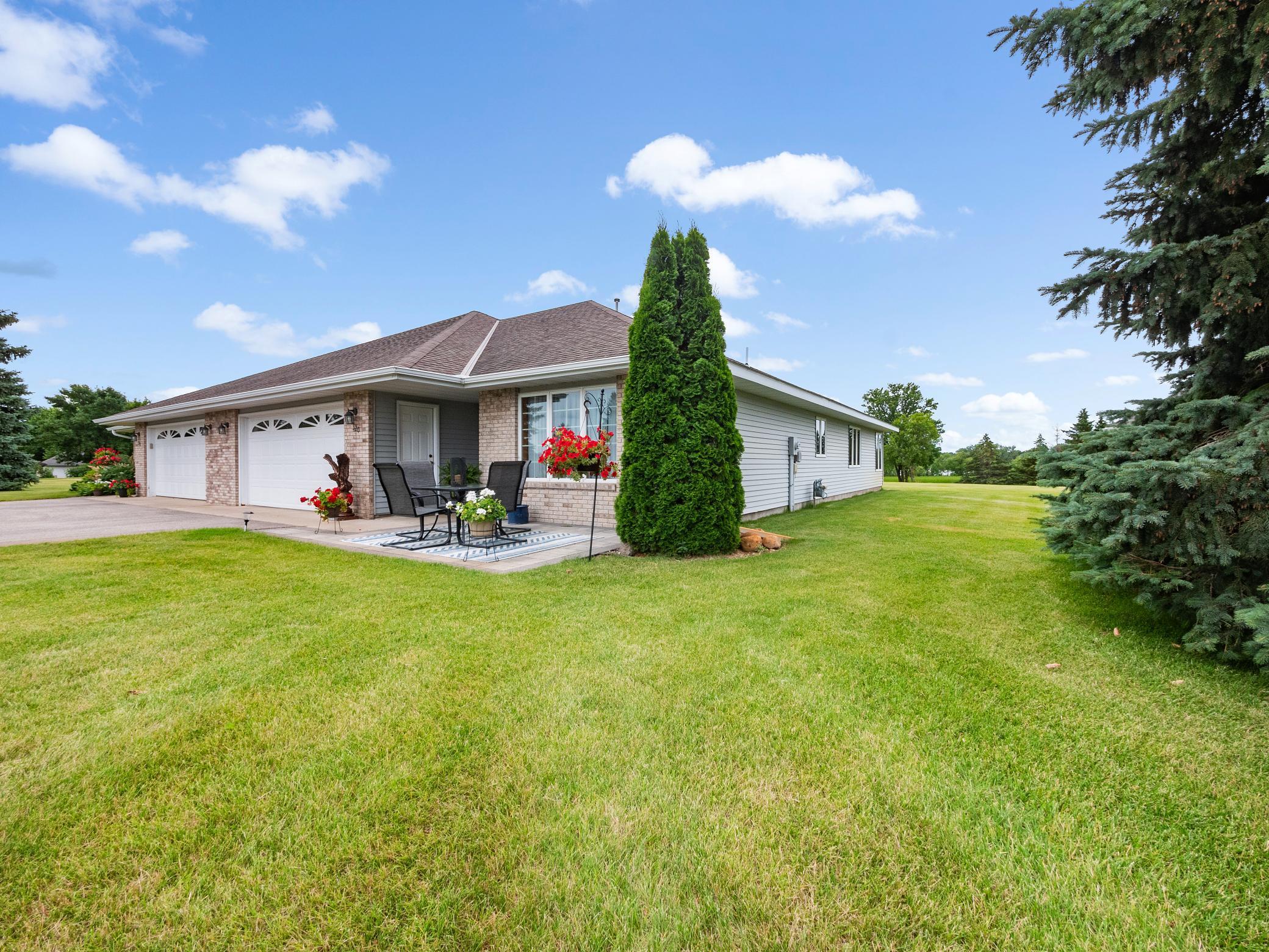 320 Voyager Drive, Alexandria, MN 56308 - ERA