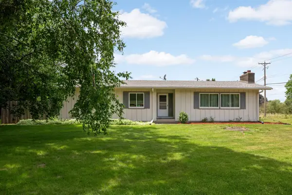 8555 Medicine Lake Road, Golden Valley, MN 55427