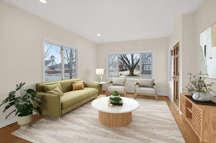 3900 Perry Avenue N, Robbinsdale, MN 55422 - #2