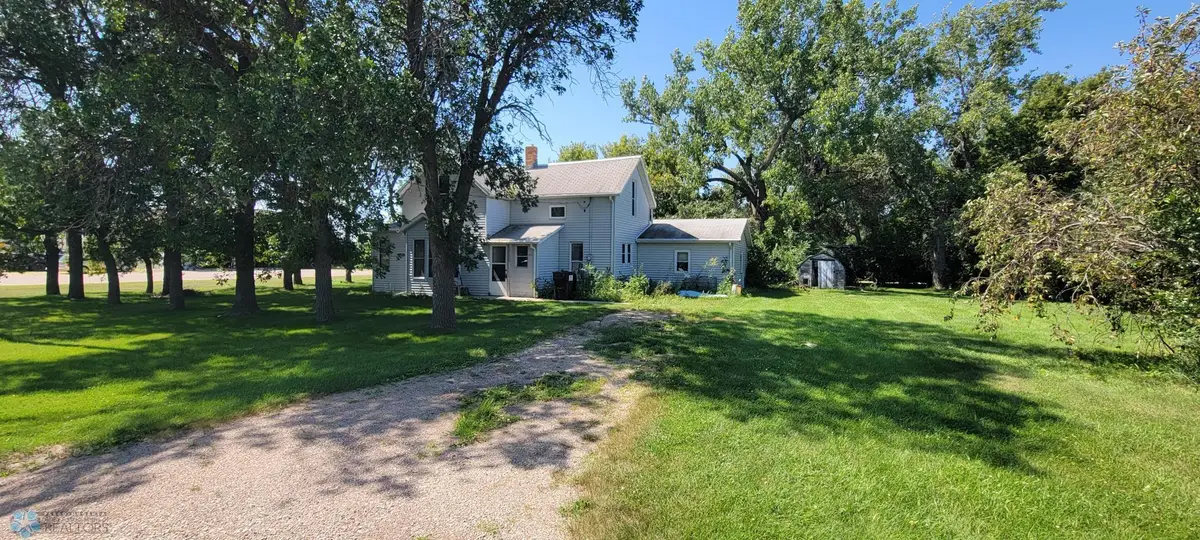 302 3rd Avenue Nw, Steele, ND 58482 - #1