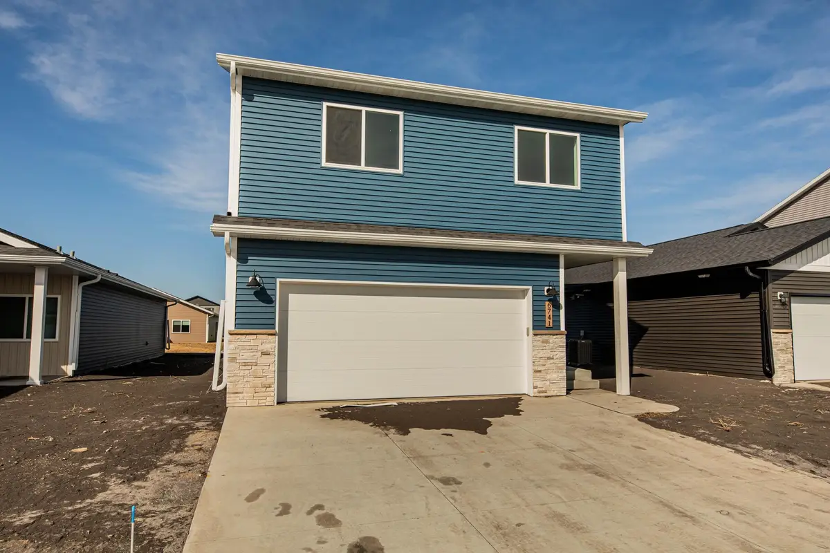6741 67th Avenue S, Horace, ND 58047 - Image #1