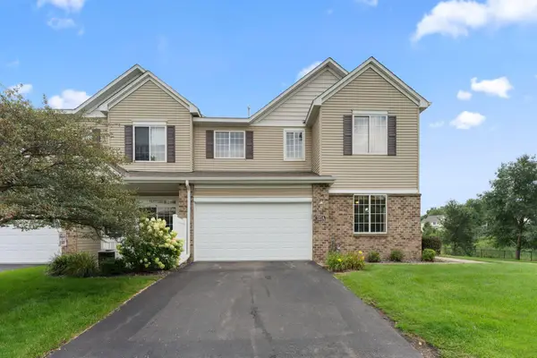 727 Maple Hills Drive #A, Maplewood, MN 55117