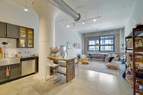 250 Park Avenue #305, Minneapolis, MN 55415