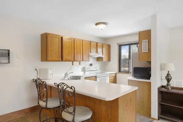 5650 Brandlwood Court #68, White Bear Lake, MN 55110