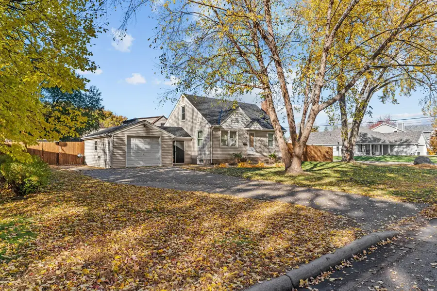 4655 Zane Avenue N, Crystal, MN 55422 - Image #2