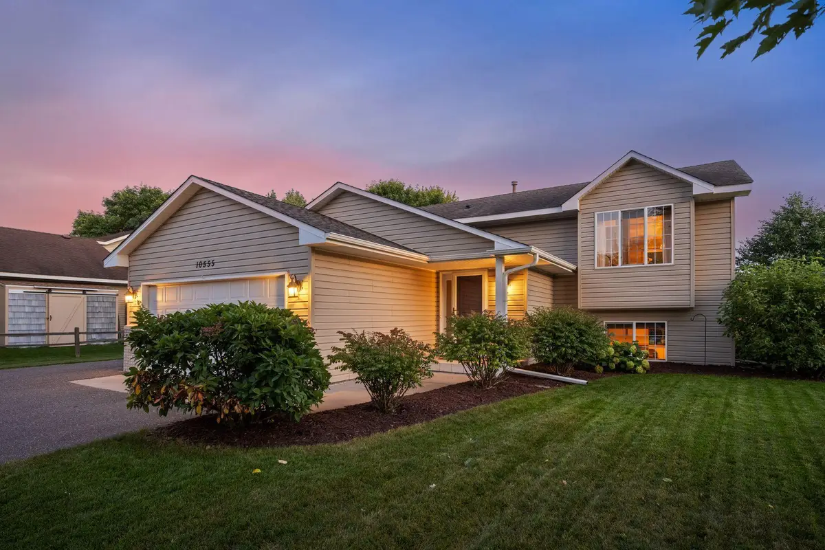 10555 56th Street Ne, Albertville, MN 55301 - #1