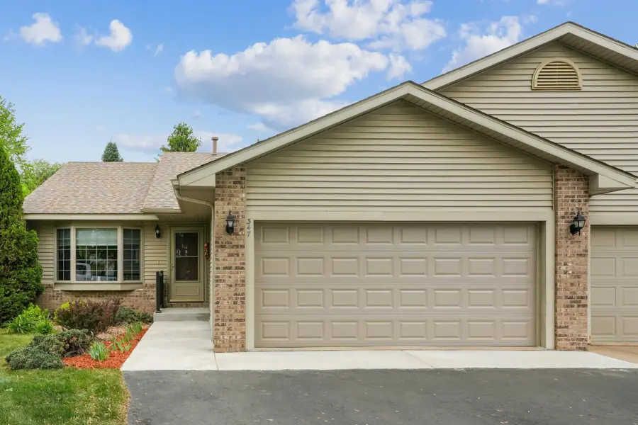 347 Wesley Court, River Falls, WI 54022 - #3