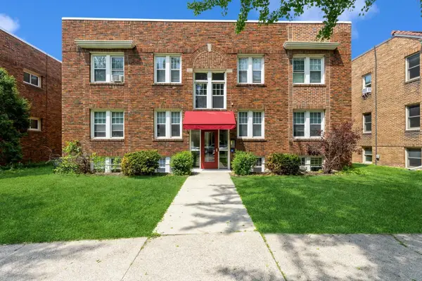 3520 Emerson Avenue S #202, Minneapolis, MN 55408