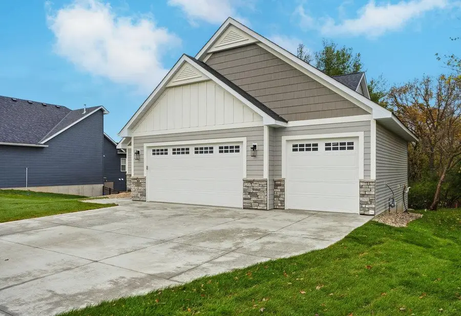 15587 Hampshire Avenue S, Savage, MN 55378 - Image #2