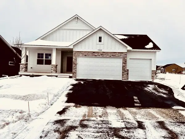 17939 Grantham Lane, Lakeville, MN 55044