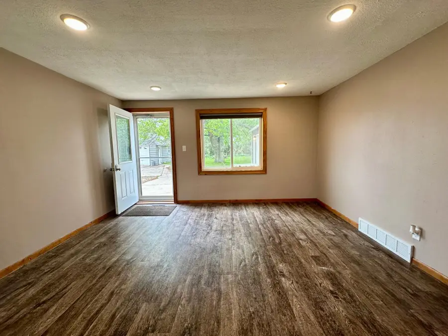 210 160th Avenue, Edgerton, MN 56128 - Image #3