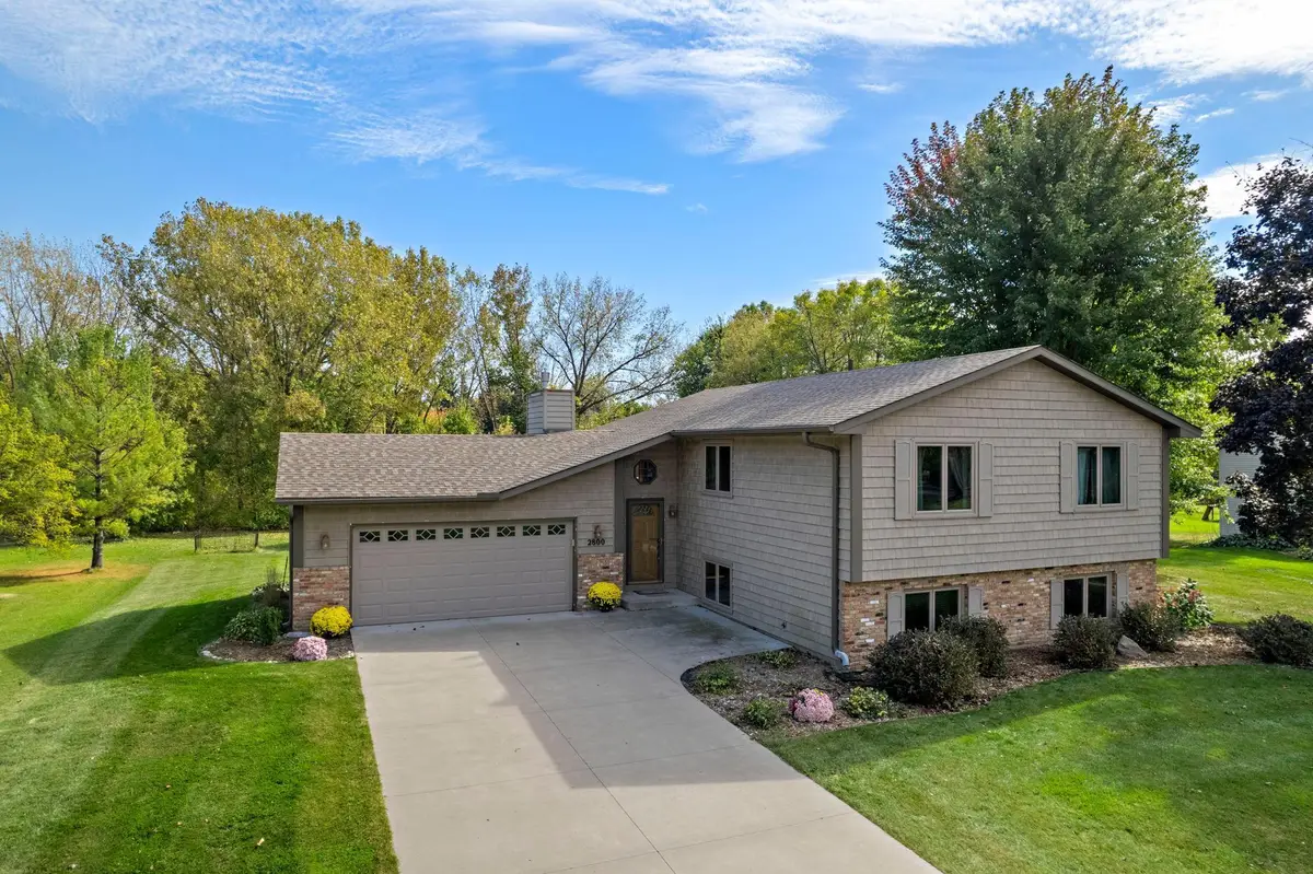 2800 Zanzibar Lane N, Plymouth, MN 55447 - Image #1
