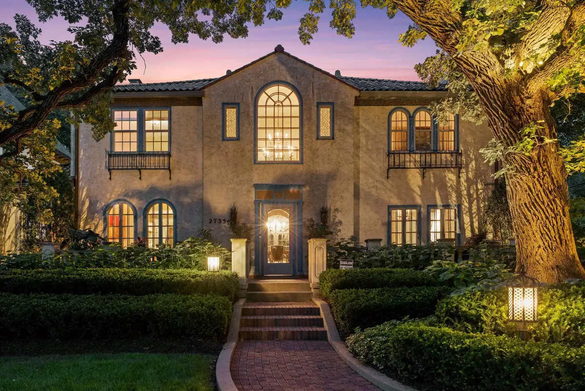 2735 Dean Parkway, Minneapolis, MN 55416 - #1