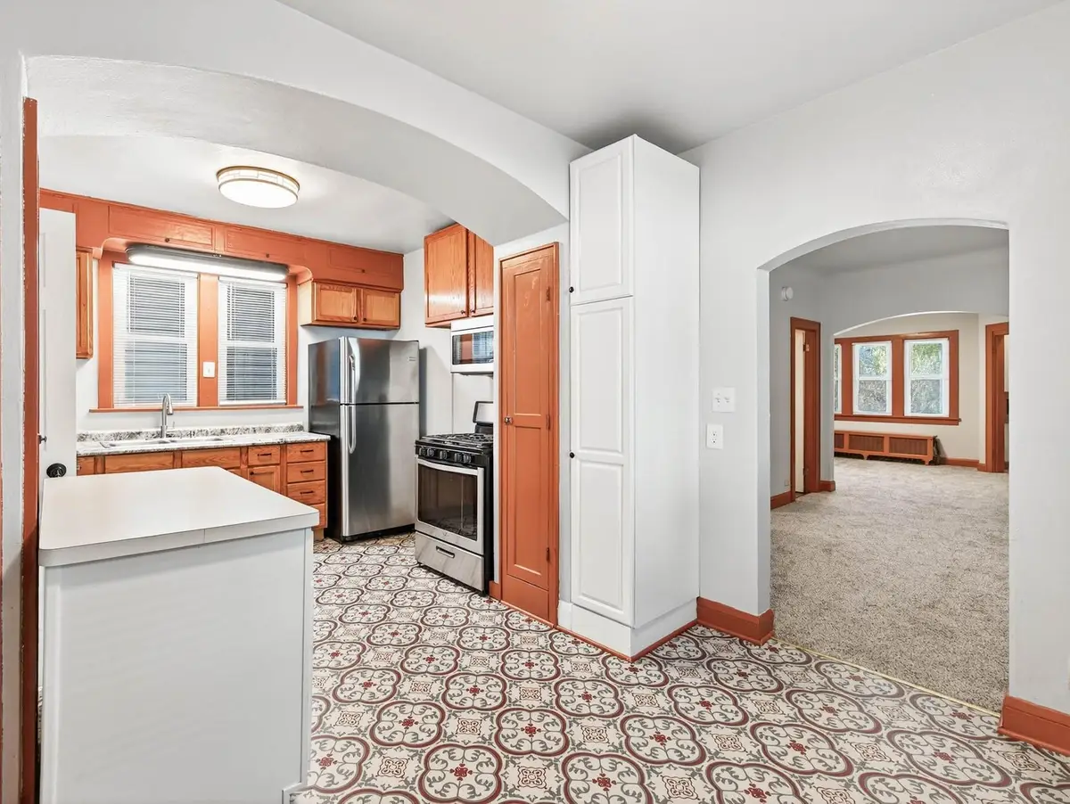 694 Desoto Street, Saint Paul, MN 55130 - Image #1