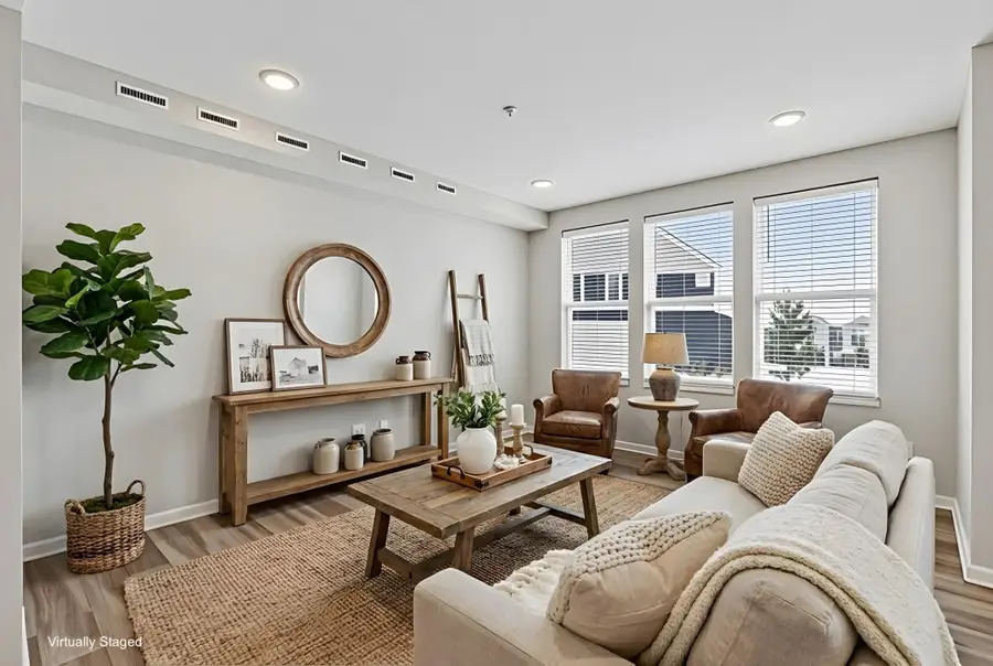 9597 4th Street N, Lake Elmo, MN 55042 - Image #3