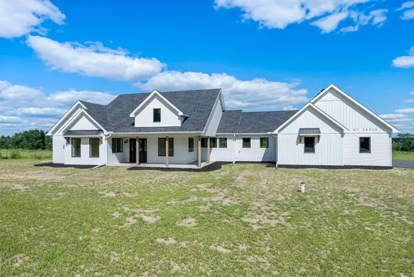 40355 Hemingway Avenue, North Branch, MN 55056