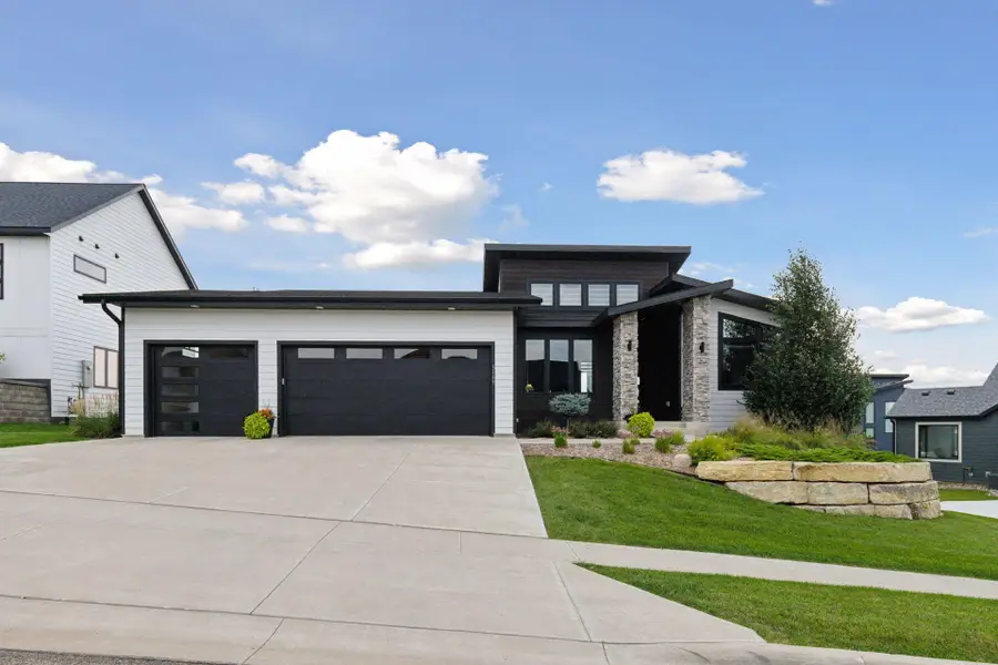 3169 Bella Terra Lane Ne, Rochester, MN 55906 - Image #2