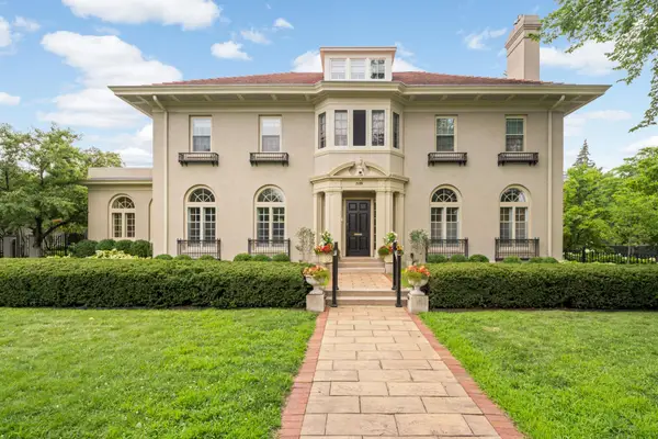 2400 Pillsbury Avenue S, Minneapolis, MN 55404