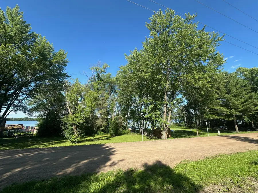 46620 Cambridge Drive, Fish Lake Township, MN 55080 - Image #3