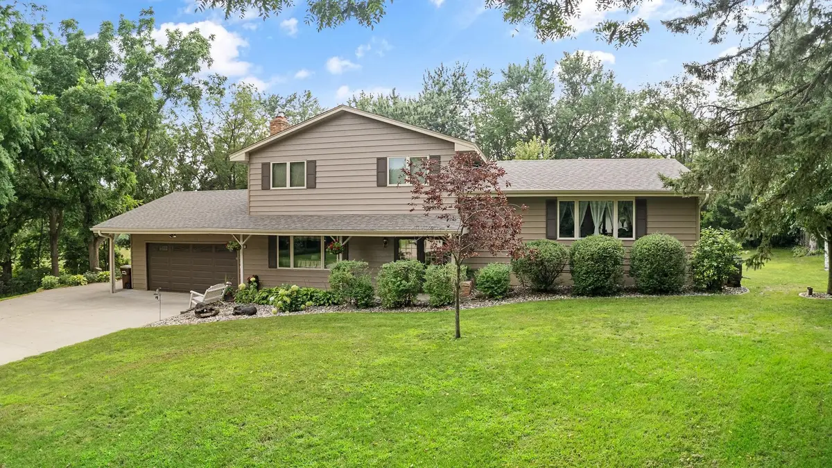 843 37th Street Se, Buffalo, MN 55313 - Image #1