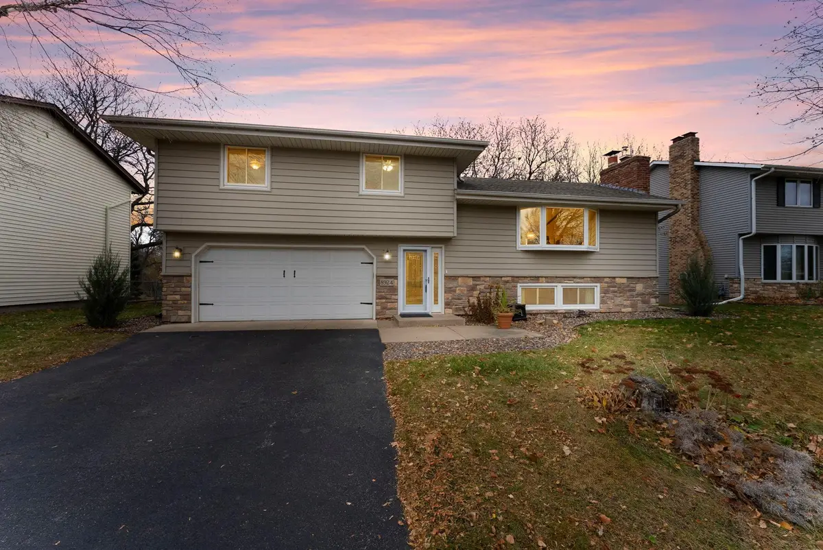 8924 66th Avenue N, Brooklyn Park, MN 55428 - Image #1