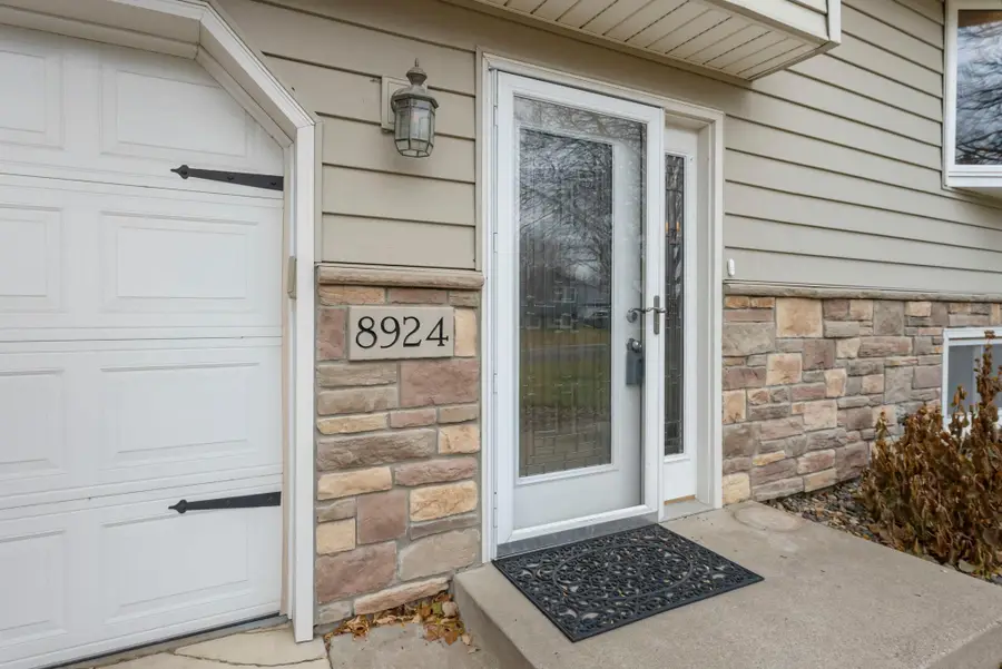 8924 66th Avenue N, Brooklyn Park, MN 55428 - Image #3
