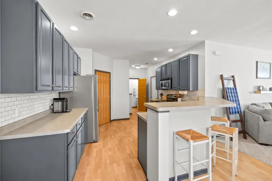 18206 70th Avenue N, Maple Grove, MN 55311 - #3