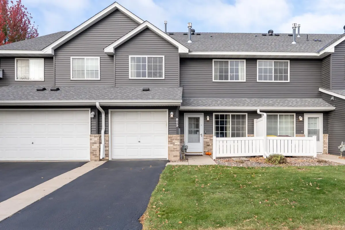 803 Horizon Drive Se, New Prague, MN 56071 - Image #1