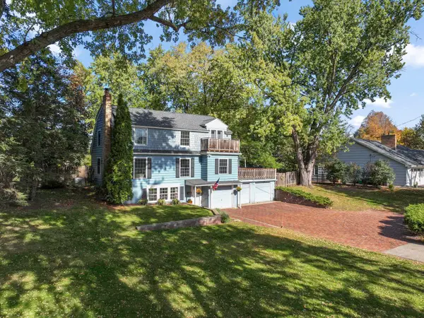 4812 Valley View Road, Edina, MN 55424