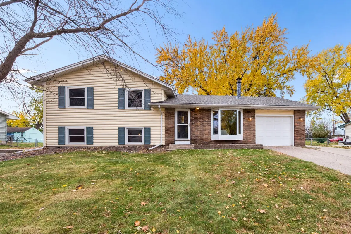 8418 Harkness Road S, Cottage Grove, MN 55016 - Image #1