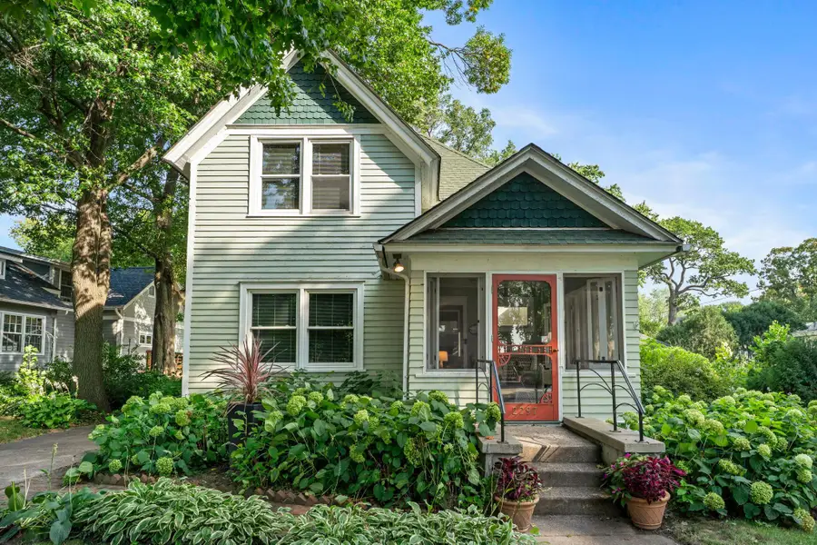2297 4th Street, White Bear Lake, MN 55110 - #2