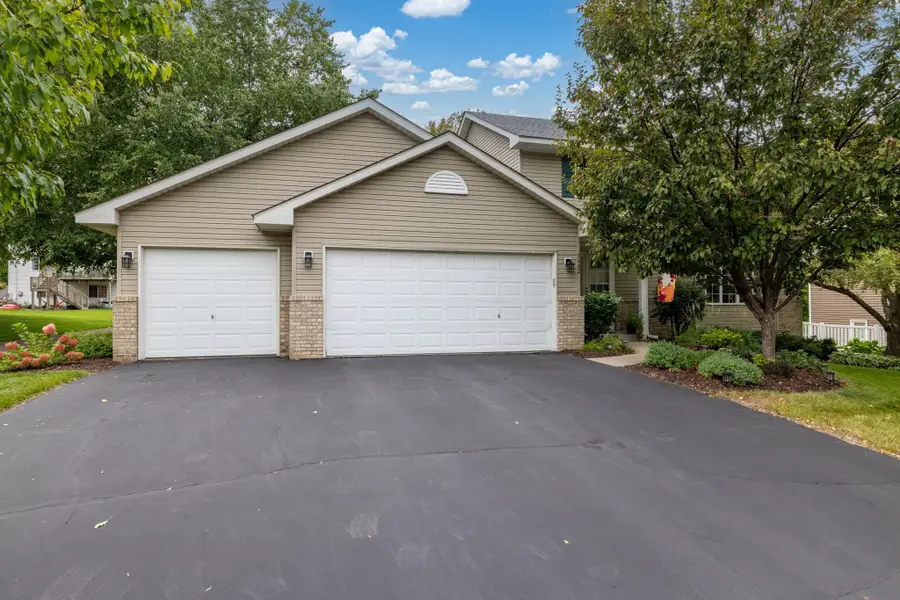 3442 Commonwealth Avenue, Woodbury, MN 55125 - Image #3