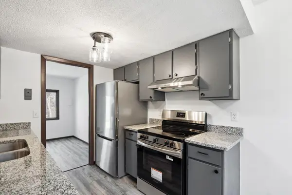 7502 Germane Trail, Apple Valley, MN 55124