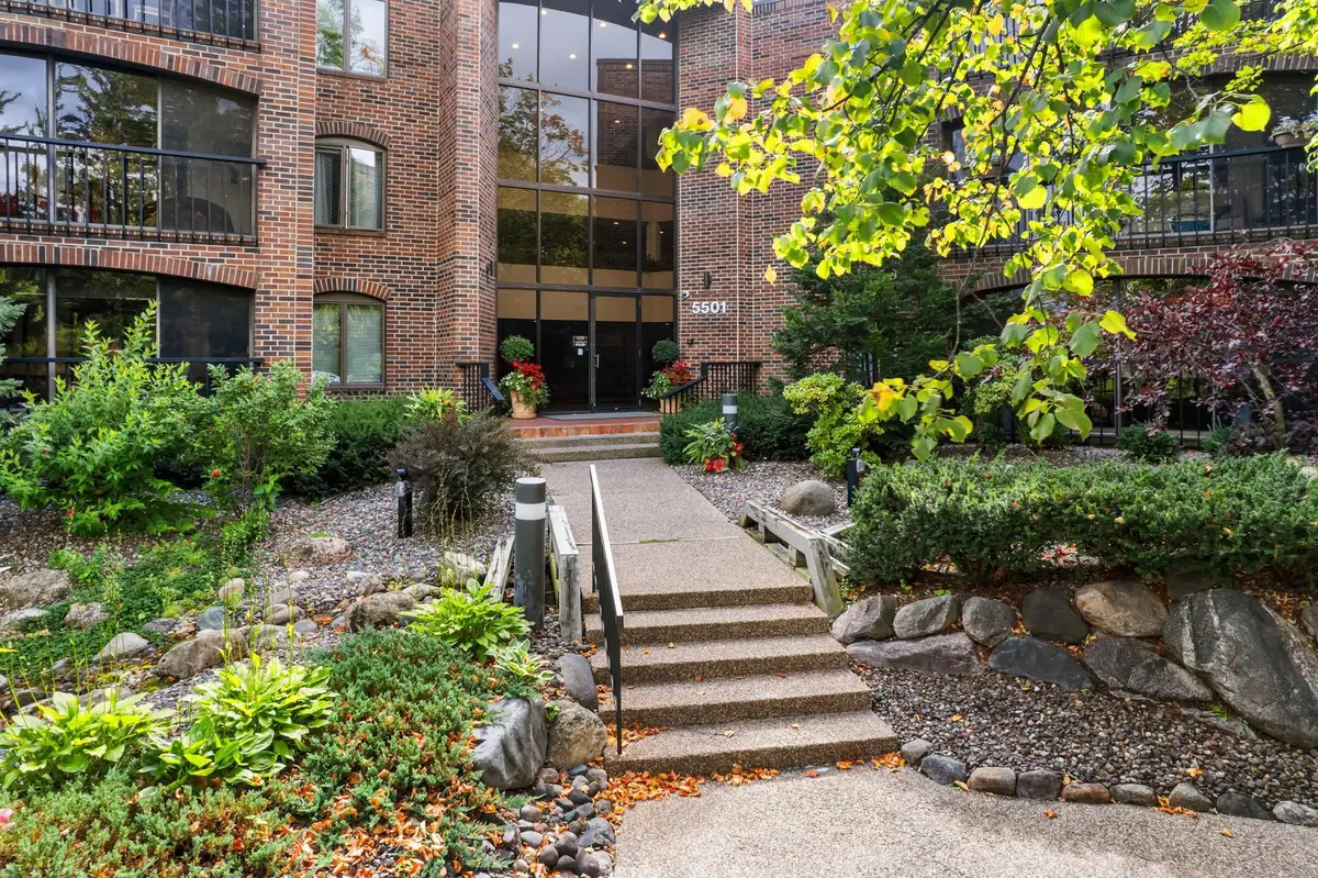 5501 Dewey Hill Road #326, Edina, MN 55439 - Image #1