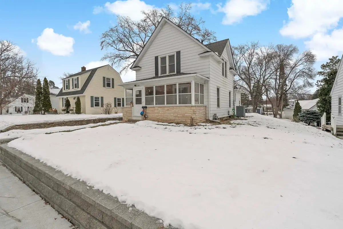 237 10th Avenue N, Hopkins, MN 55343 - Image #1