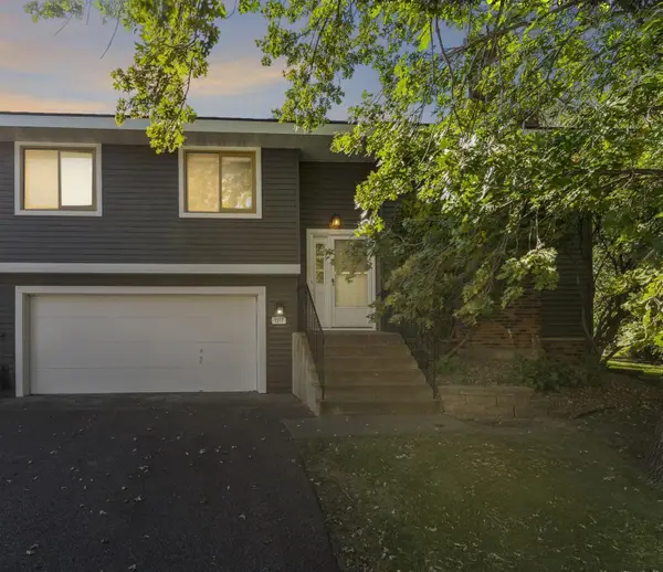 1917 113th Avenue Nw, Coon Rapids, MN 55433