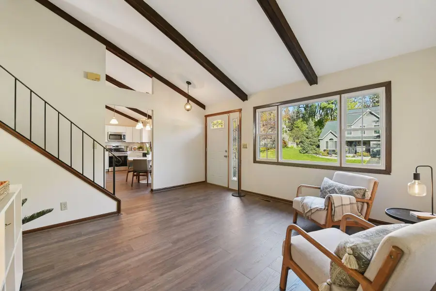 12525 Porcupine Court, Eden Prairie, MN 55344 - Image #2