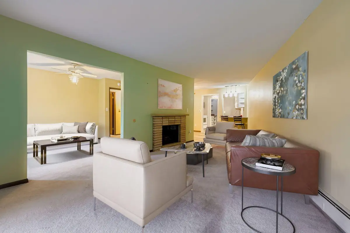 2690 Oxford Street N #209, Roseville, MN 55113 - Image #1