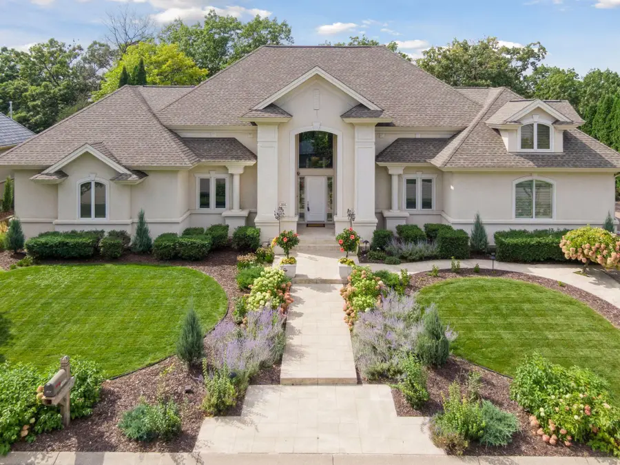 6314 Mcintyre Point, Edina, MN 55439 - Image #2