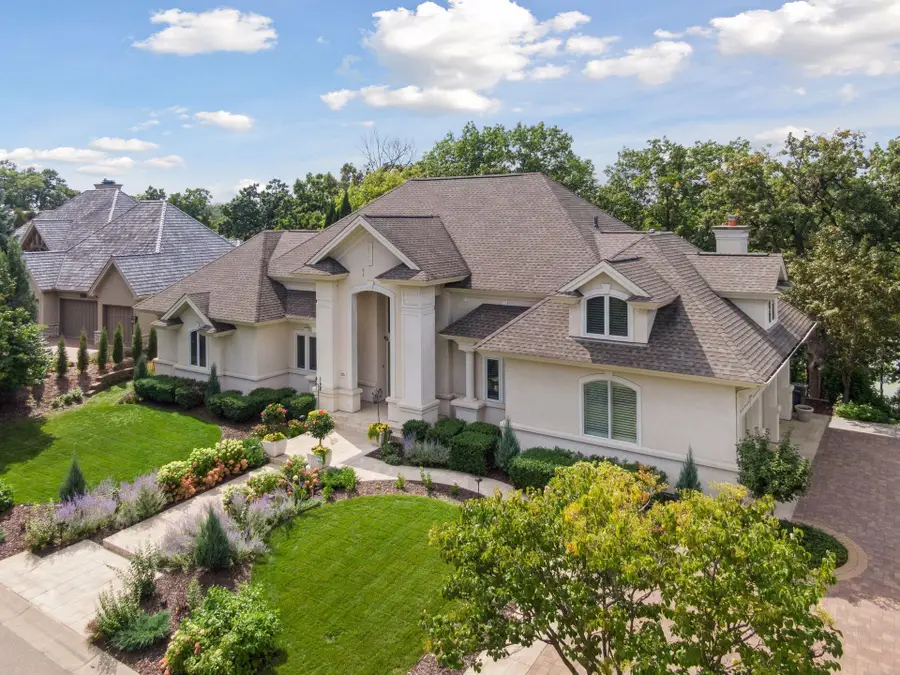 6314 Mcintyre Point, Edina, MN 55439 - Image #3