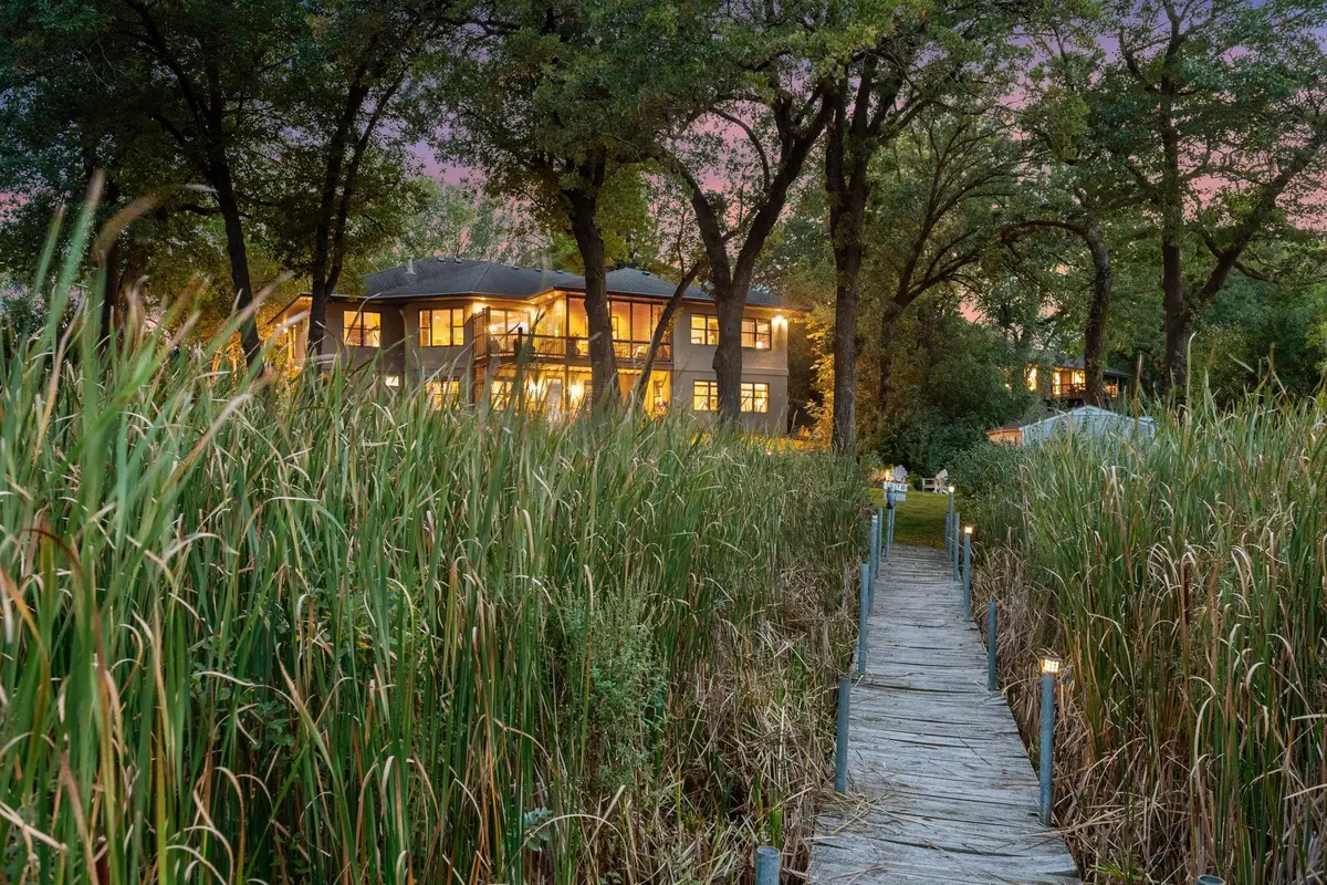 19900 Cottagewood Road, Deephaven, MN 55331 - Image #1