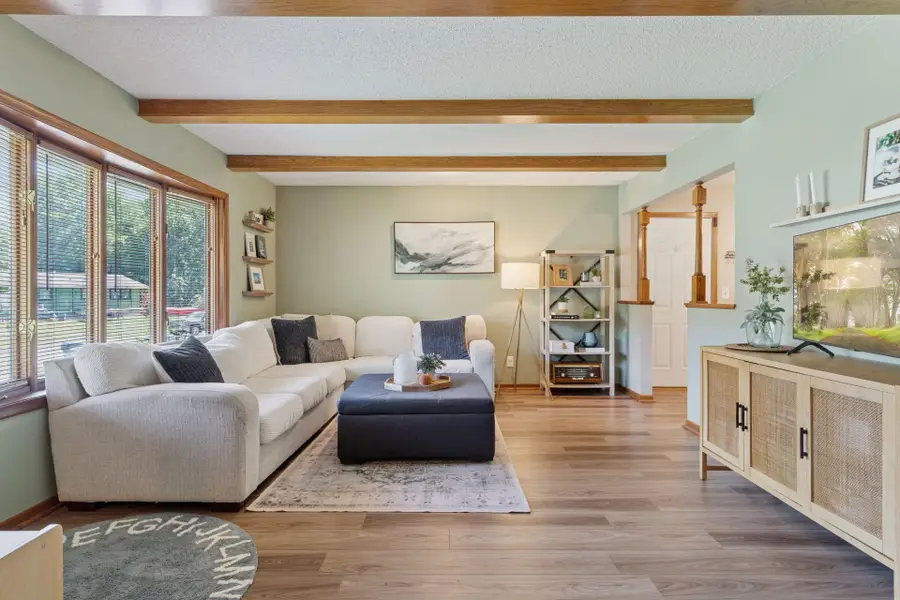 9917 Brookside Circle, Bloomington, MN 55431 - Image #3