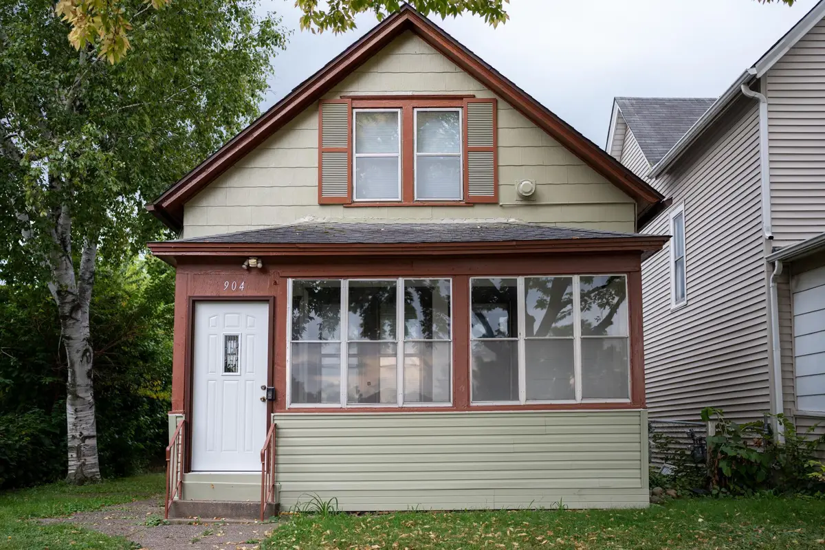 904 Jessamine Avenue E, Saint Paul, MN 55106 - Image #1