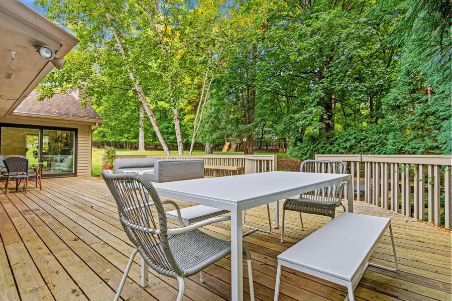 4015 E Valley Road, Deephaven, MN 55391 - Image #3