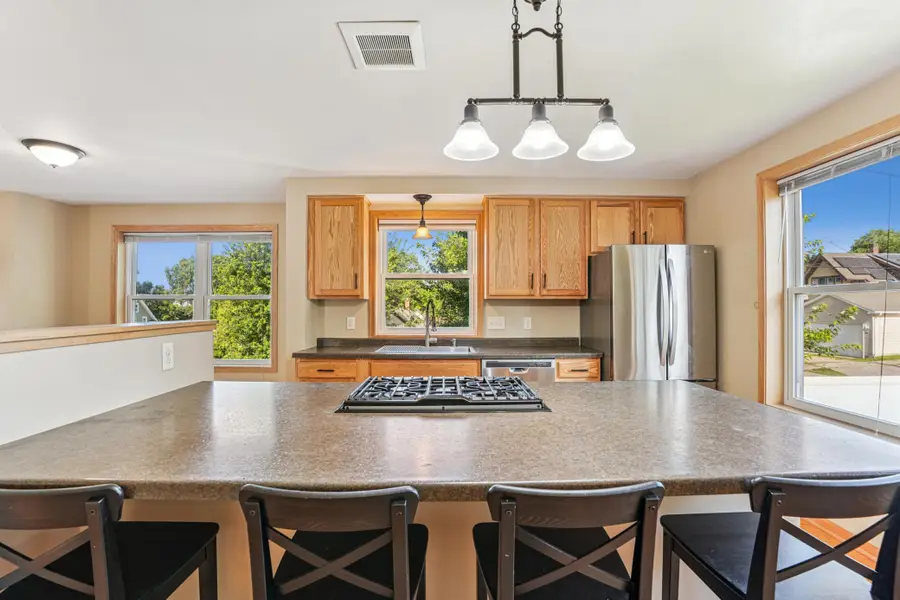 1661 Bush Avenue, Saint Paul, MN 55106 - Image #2