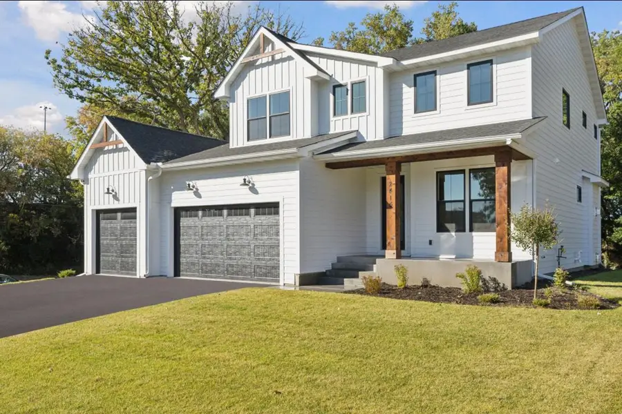 2415 Laurie Court W, Roseville, MN 55113 - Image #3