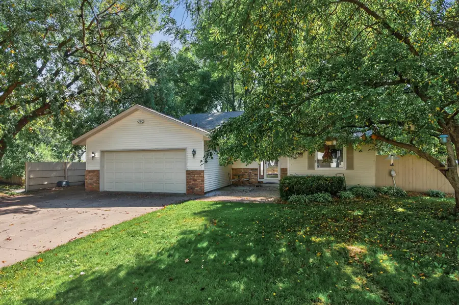 1390 76th Avenue Ne, Fridley, MN 55432 - Image #2