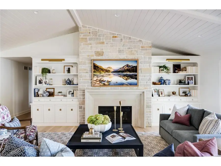 18710 Jarosite Court, Lakeville, MN 55044 - Image #2