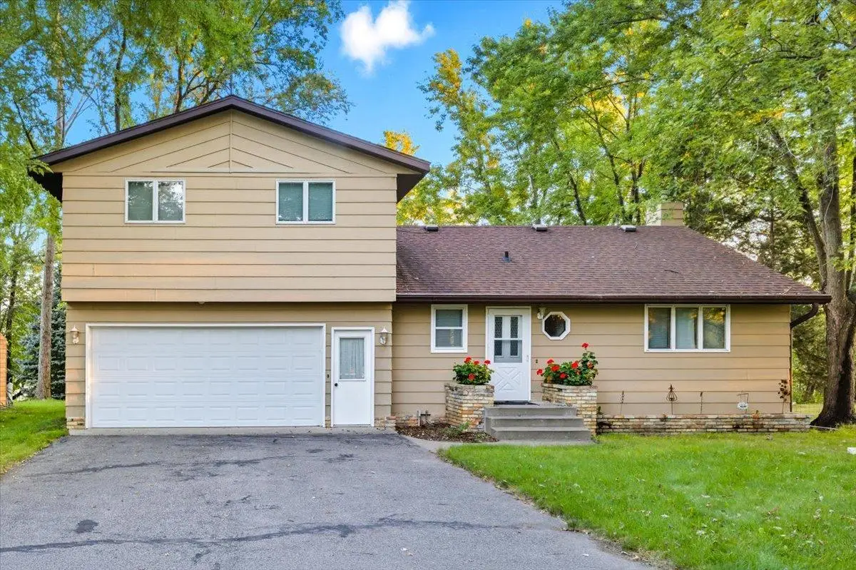19526 Elmcrest Road, Richmond, MN 56368 - #1
