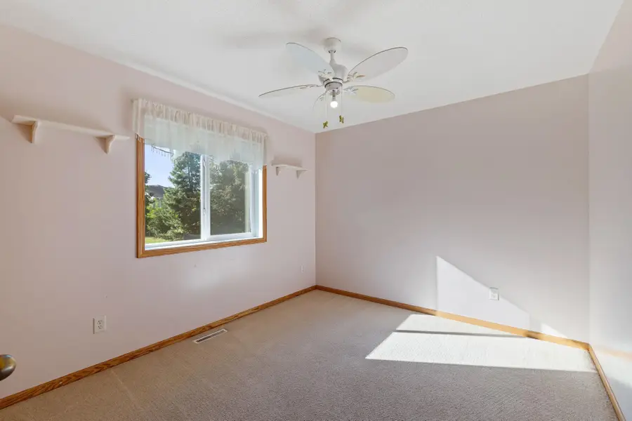 832 S Elm Street, Belle Plaine, MN 56011 - Image #3